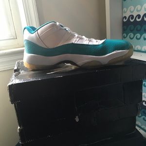 Jordan Aqua Concord 11s